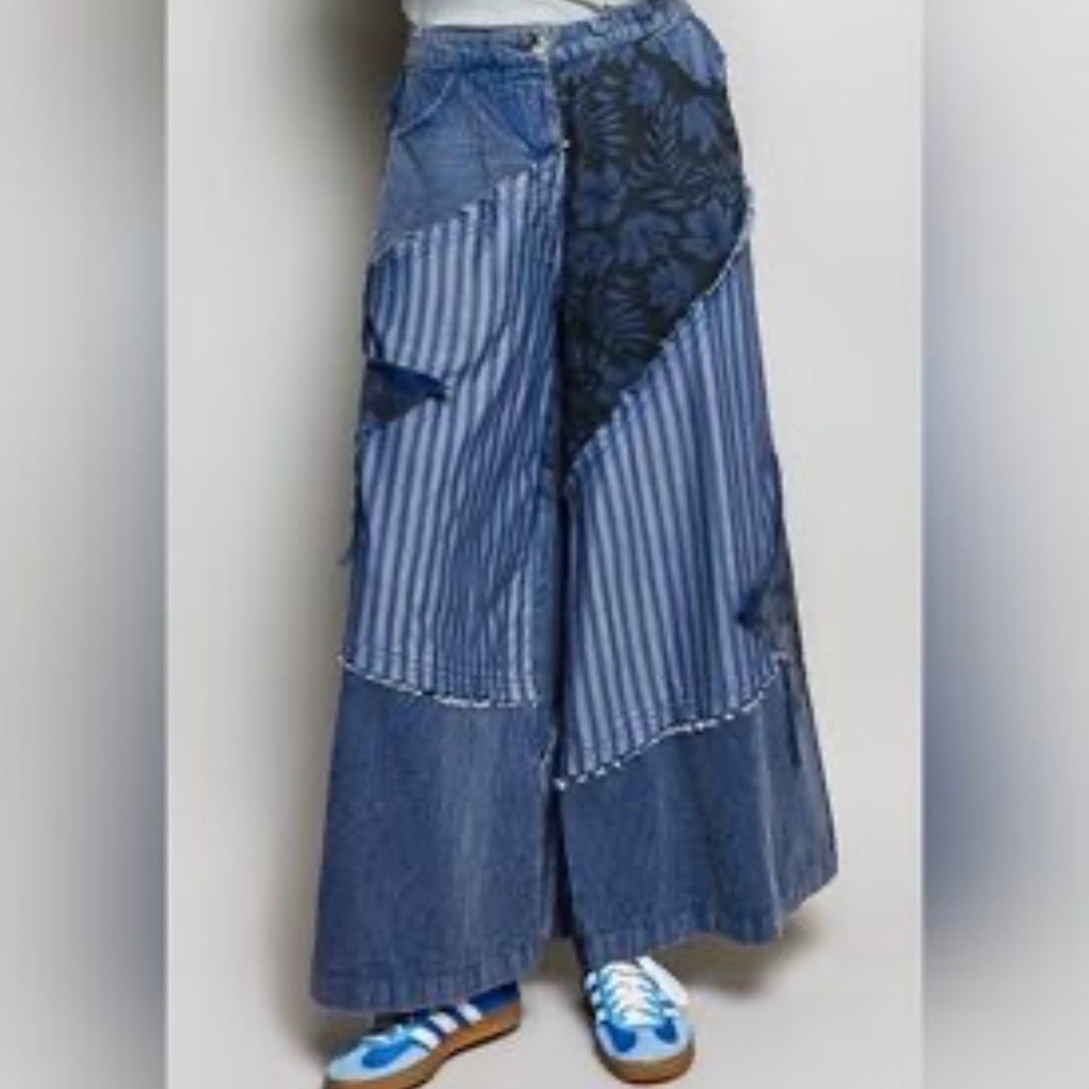 POL Blue Patchwork Wide-Leg Women’s Jeans - Picture 2 of 4